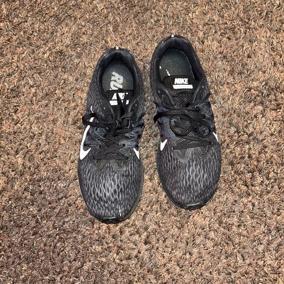 Size 9 - Nike Run Swift Black - 908989-001 - Picture 3 of 10